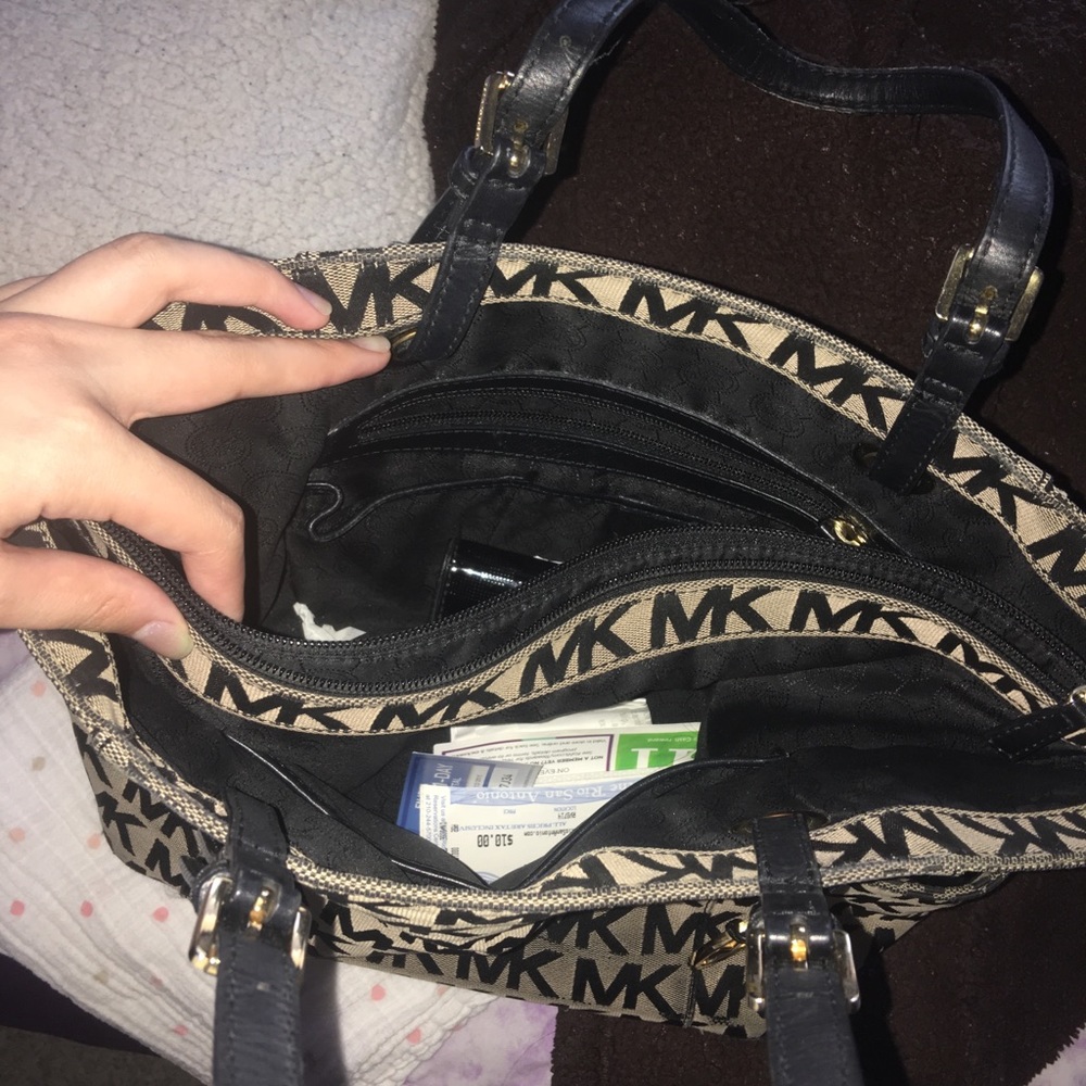 Michael Kors purse